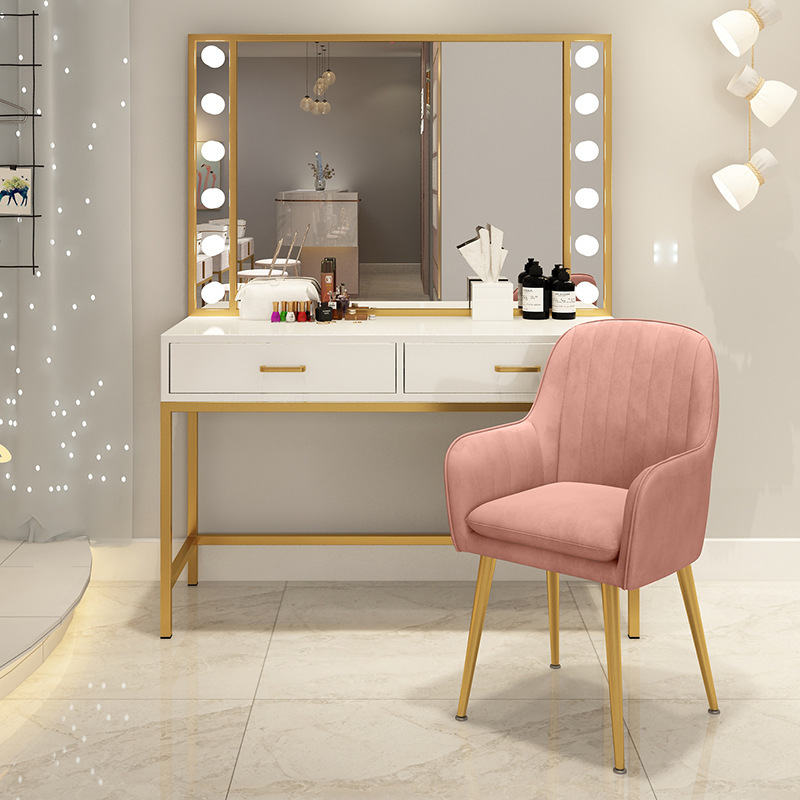 Toaletka do makijażu Studio fo – Beauty Makeup Store recenzja i cena