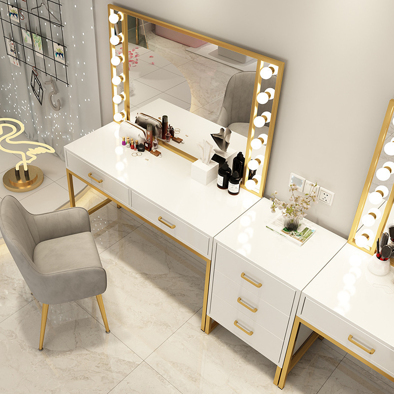 Toaletka do makijażu Studio fo – Beauty Makeup Store recenzja i cena